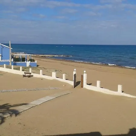 Primera Linea De Playa. Dénia