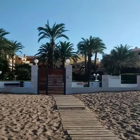 Primera Linea De Playa. *